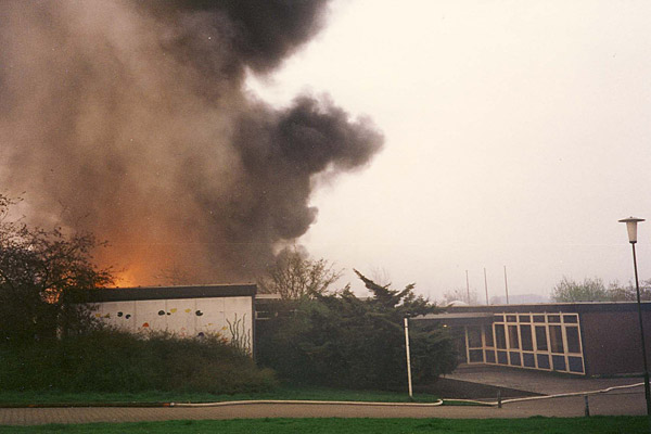 Brand der Grundschule Helfe 1993