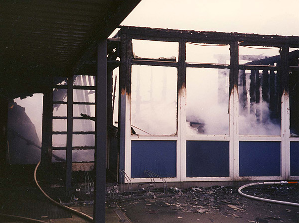 Brand der Grundschule Helfe 1993